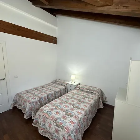 Piso La Fueva Apartment
