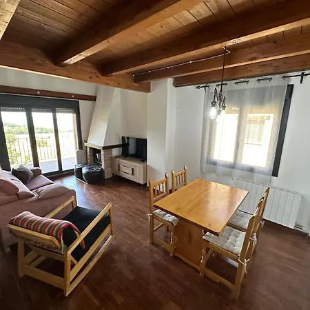 Piso La Fueva Apartment *