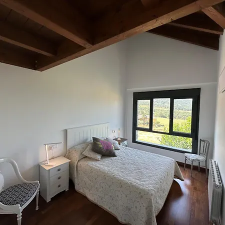 Piso La Fueva Apartment *
