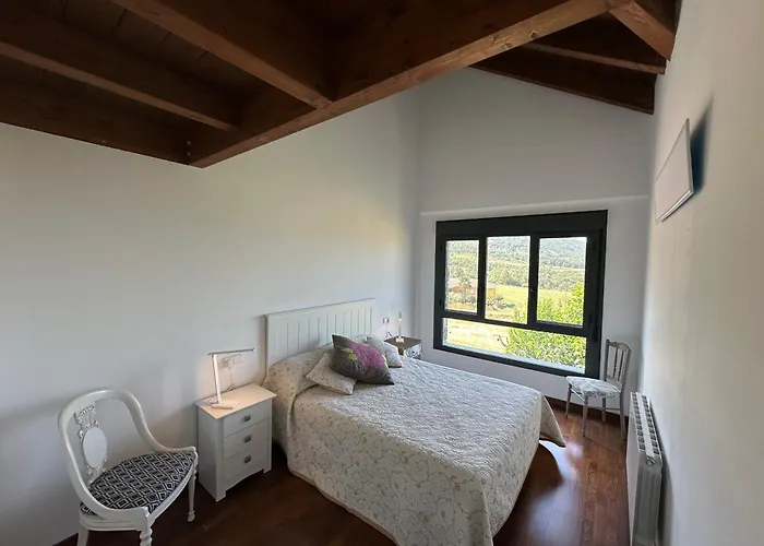 Piso La Fueva Apartment *